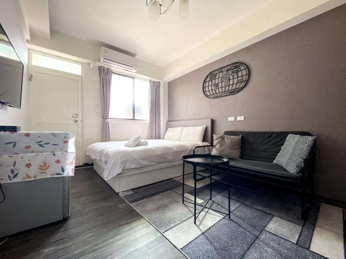 Fengjia Sleep Hotell Taichung Eksteriør bilde