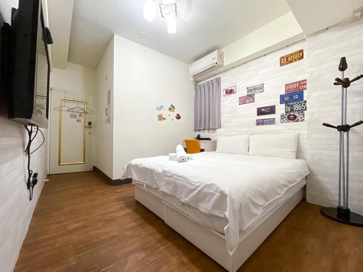 Fengjia Sleep Hotell Taichung Eksteriør bilde