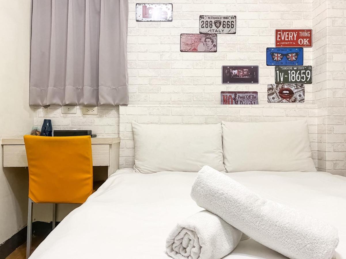 Fengjia Sleep Hotell Taichung Eksteriør bilde