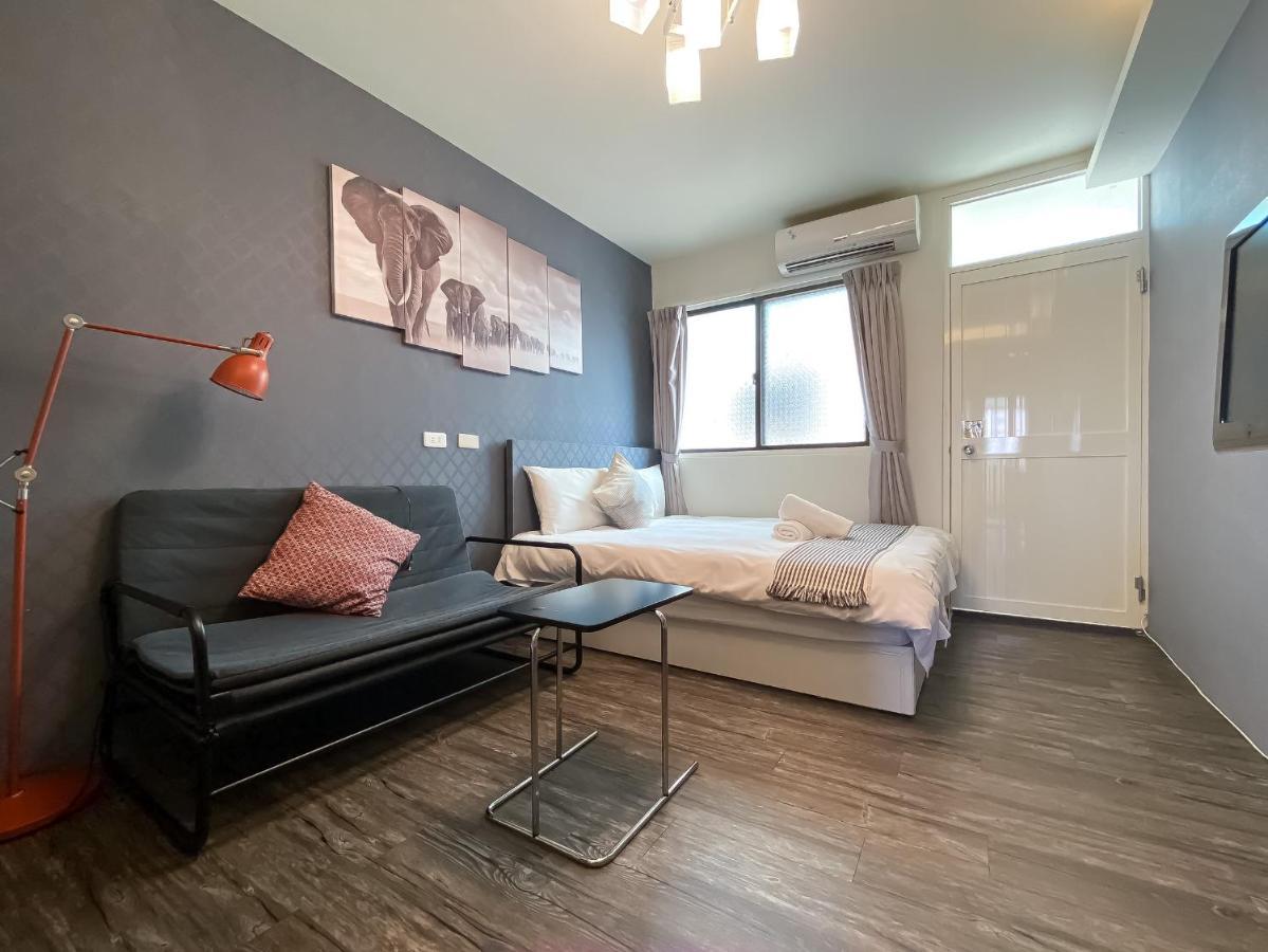 Fengjia Sleep Hotell Taichung Eksteriør bilde